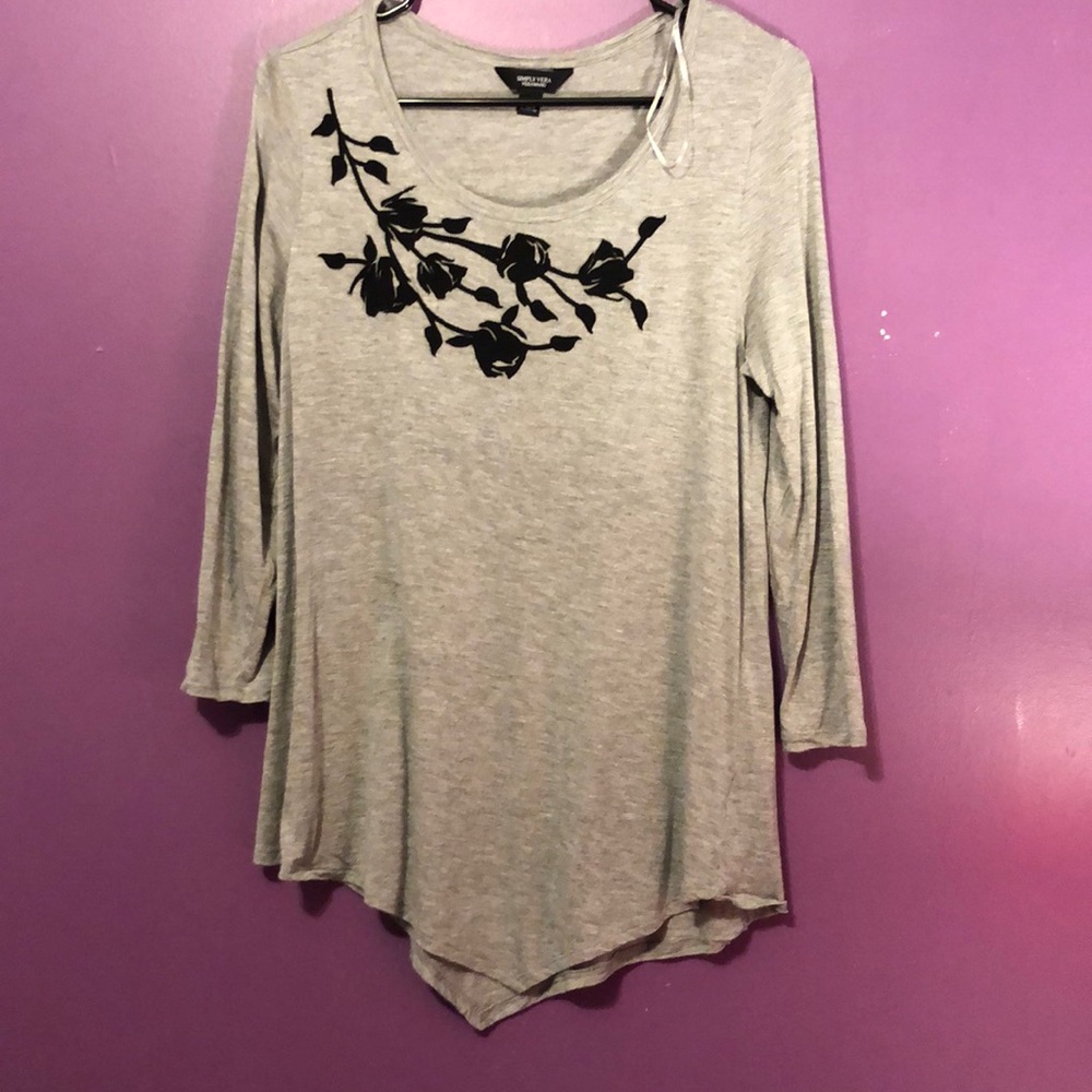 Simply Vera long sleeved tee